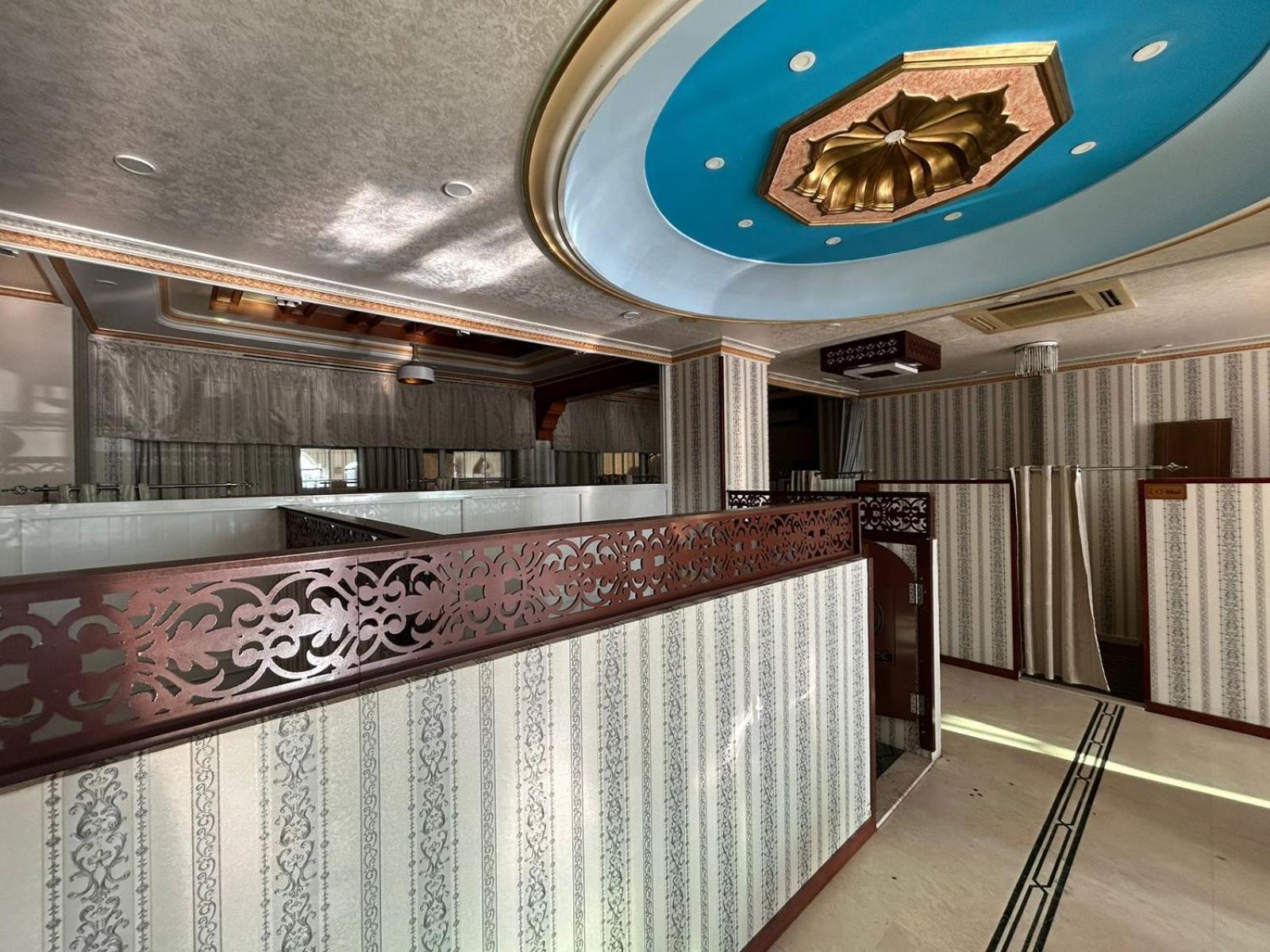 ניזווא Safari Hotel מראה חיצוני תמונה